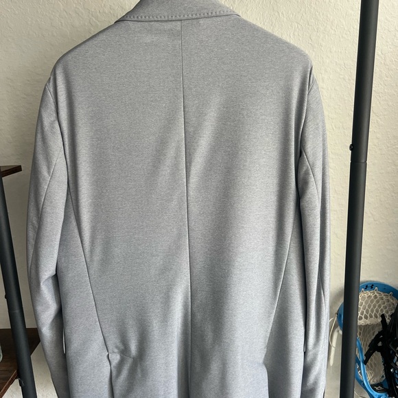 Vineyard Vines Performance Sport Coat - Picture 2 of 3